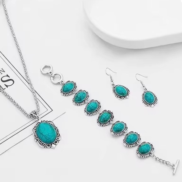 NEW Turquoise and Silver Jewelry Set - Picture 5 of 7